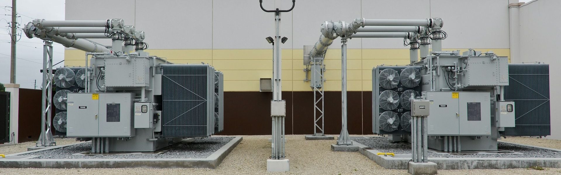 ARGO-HYTOS - Valves & Solenoids / Filtration / Hydraulic Power units